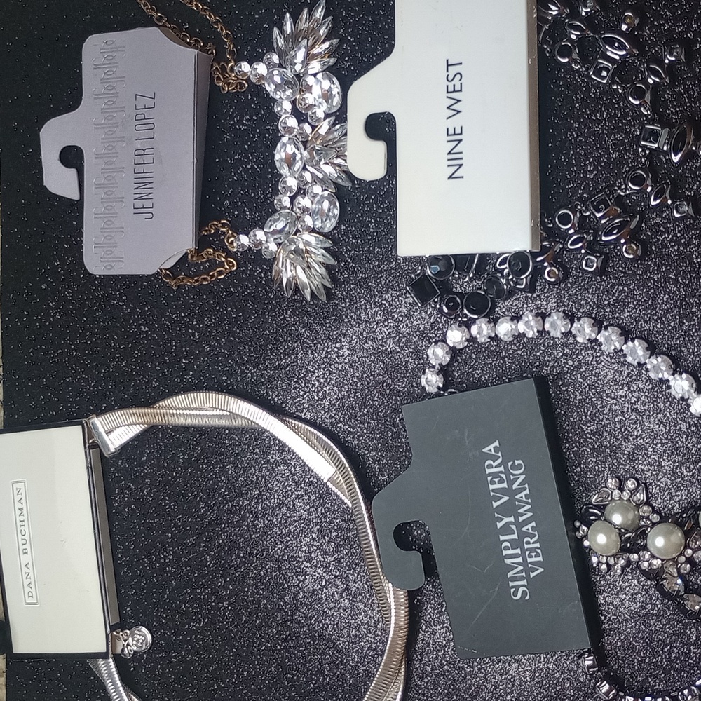 Women's Fashion Necklaces